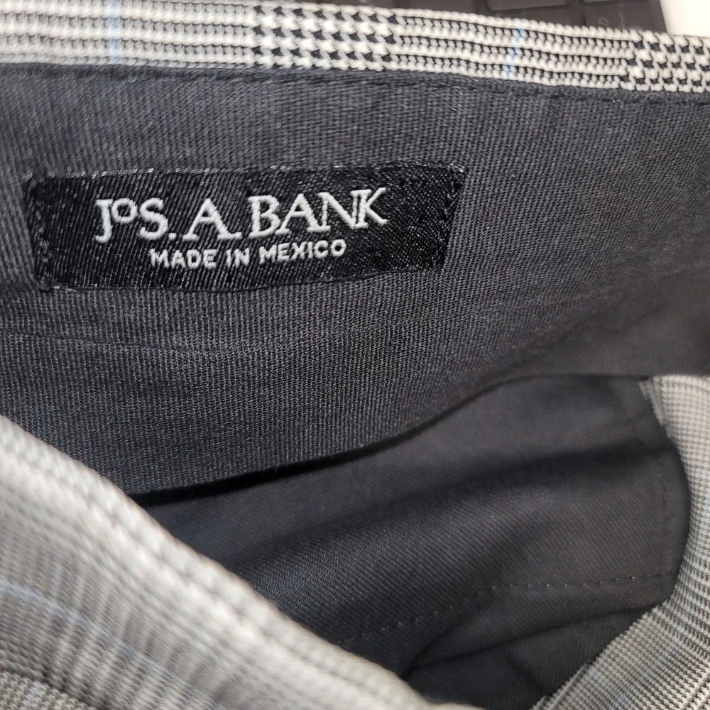 Jos A Bank Mens 36x33 Glen Plaid Wool Dress Pants Grey Blue Check Made in‎ USA